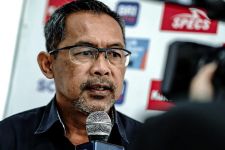 Aji Santoso Sorot Pertahanan Persikabo 1973 saat Kalah dari Arema FC, Amburadul - JPNN.com Bali