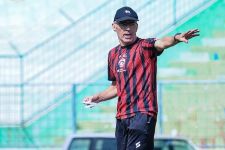 Fernando Valente Sebut Arema FC Layak Menang, Sentil Kekuatan Persita - JPNN.com Bali