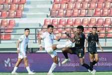 Liga 1 2023: Fernando Valente Sentil Statistik Arema FC saat Tahan Imbang MU, Banyak Faktor - JPNN.com Bali