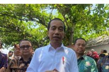Jokowi Kirim Kabar Penting untuk Cawapres, Sentil Ada Undangan dari Wapres - JPNN.com Bali