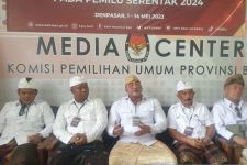 Tim Kampanye Prabowo – Gibran Bergerak, Gelar Ritual Sembahyang di Pura Besakih Bali - JPNN.com Bali