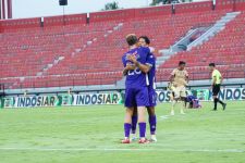 Debut Manis Irfan Bachdim & Ze Valente di Stadion Dipta Bikin Pelatih Persik Semringah - JPNN.com Bali