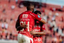 Teco Terkejut Performa Arema FC, Sentil Suporter Bantu Kemenangan Bali United - JPNN.com Bali