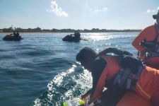 Wisatawan asal Tangerang Hilang Terseret Arus Pantai Double Six Bali, Tim SAR Bergerak - JPNN.com Bali