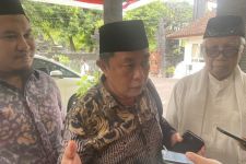 MUI Bali Menyerahkan BB Penistaan Agama AWK, Rekaman Video Jadi Bukti Valid - JPNN.com Bali