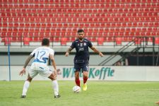 Fernando Valente Blak-blakan Minta Maaf: Arema FC Harus Siap Menghadapi Kenyataan - JPNN.com Bali