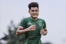 Arema FC vs Persebaya: Mikael Tata Siap Menghadapi Sang Mantan di Bali - JPNN.com Bali