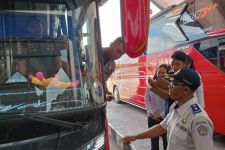Tip Mudik Lebaran 2024: Pilih Bus Berstiker, Ini Alasannya - JPNN.com Bali