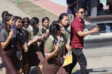 Pelajar SMAN 1 Susut Cek Lapas Narkotika Bangli, Terkesan Pembinaan di Penjara - JPNN.com Bali