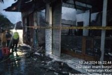 2 Toko & Konter HP di Denpasar Terbakar, Ini Temuan Polisi, Mengejutkan - JPNN.com Bali