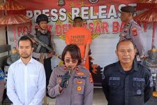 Kronologi Polisi Denpasar Gerebek Muncikari & PSK MiChat Seusai Wikwik di Indekos Elite - JPNN.com Bali