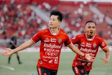 Kenzo Nambu Cetak Gol dan Terpilih MOTM, Bangga Perjuangan Tim - JPNN.com Bali