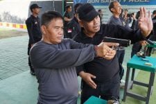 Divisi Pemasyarakatan Latihan Menembak, Target Petugas Makin Profesional - JPNN.com Bali