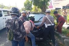 Sopir Grab OC di Jalan Bypass Ngurah Rai, Tabrak Media, Tercium Bau Alkohol - JPNN.com Bali