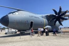 Ini Penampakan Pesawat Militer Jumbo A400M Pesanan TNI AU di BIAS 2024, Wow - JPNN.com Bali