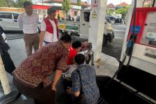  Pertamina Sidak 214 SPBU di Bali Menjelang Nataru, Hasil Tera Ulang Pasti Pas - JPNN.com Bali