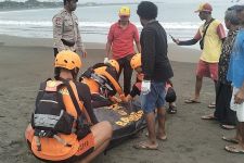 Pemancing Asal Denpasar Korban Arus Pantai Mertasari Ditemukan Tewas, RIP! - JPNN.com Bali