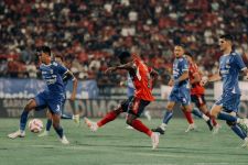 Bali United Gagal Beri Kekalahan Perdana Persib, Hujan Kartu, Cek Klasemen Liga 1 - JPNN.com Bali