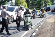 Polresta Denpasar Gelar Operasi di TL Kargo, Jaring Belasan Pelanggar Lalin - JPNN.com Bali