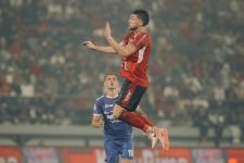 Tyronne del Pino Puas Persib tak Pernah Kalah, Puji Bali United Tim Tangguh - JPNN.com Bali