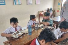 Pelajar di Jembrana Bali Alergi Menu Makan Bergizi Gratis, Disdikpora Turun Tangan - JPNN.com Bali