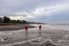 Nelayan Jembrana Hilang di Perairan Tanah Lot Tabanan, Mohon Doanya Semeton! - JPNN.com Bali