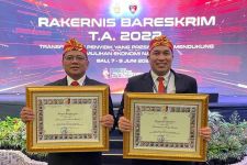 Luar Biasa! 2 Direktur Reserse Polda Banten Terima Penghargaan dari Kapolri - JPNN.com Banten