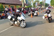Polisi Unjuk Kebolehan di Depan Masyarakat Pandeglang - JPNN.com Banten