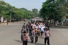 Ponpes Al-Mubarok Serang Gelar Pawai Taaruf - JPNN.com Banten
