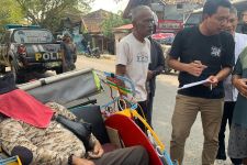 Tukang Becak di Lebak Meninggal di Atas Kendaraannya, Lihat Posisi Jasadnya - JPNN.com Banten