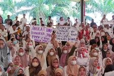 'Cukup Cintaku yang Diputus, Tetapi Honorer Jangan Dihapus' - JPNN.com Banten