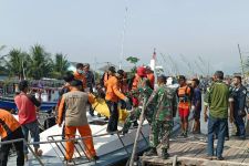 Evakuasi Jasad Nelayan yang Hilang Misterius Ditemukan di Sini - JPNN.com Banten