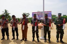 TMMD di Waringinkurung Serang Buka 2 Simpul Jalan Desa - JPNN.com Banten