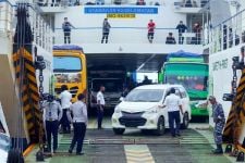 Cek Jadwal Pemberangkatan Kapal Merak-Bakauheni Hari Ini - JPNN.com Banten