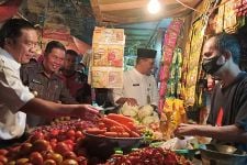 Gubernur Banten & Wako Serang Pagi-Pagi ke Pasar Rau - JPNN.com Banten