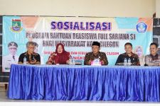Pemkot Cilegon Siapkan 1.000 Kuota Beasiswa S1 - JPNN.com Banten
