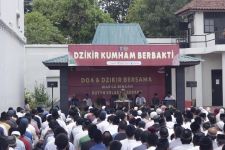 Ulama Sepuh Banten Abuya Muhtadi Zikir Bareng Ratusan Napi - JPNN.com Banten