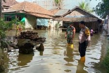 8 Kecamatan di Kabupaten Serang Terendam Banjir, Ketinggian Air 1 Meter - JPNN.com Banten