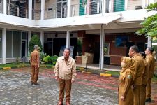 Hari Pertama Kerja di 2023, Gubernur Banten Sidak Pegawai - JPNN.com Banten