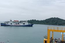 Jadwal Penyeberangan Kapal Feri Lintasan Merak-Bakauheni Hari Ini - JPNN.com Banten