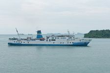 Silakan Catat Jadwal Penyeberangan Kapal Merak-Bakauheni, Kalau Telat Ada Risikonya - JPNN.com Banten