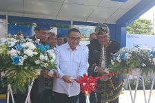 MenPAN-RB Resmikan Stasiun Pengisian Kendaraan Listrik ke-6 di Banten - JPNN.com Banten