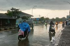 BMKG Merilis Prakiraan Cuaca Hari Ini di Banten, Waspada - JPNN.com Banten