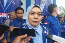 Anggota DPR Nuraeni Menolak Wacana Penghapusan Tenaga Honorer, Begini Pernyataannya - JPNN.com Banten