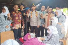 Kematian Ibu-Stunting di Banten Tinggi, Brimob & BKKBN Bergerak - JPNN.com Banten