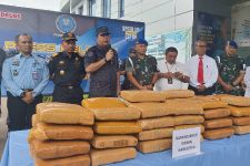 Bawa Ganja 52 Kilogram, Prajurit TNI Ditangkap di Banten - JPNN.com Banten