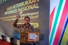 Bawaslu Banten Raih Anugerah Tinarbuka 2023 dari Komisi Informasi - JPNN.com Banten