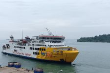 Selamat Hari Libur, Cek Jadwal Penyeberangan Kapal Sampai Tengah Malam - JPNN.com Banten