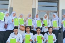 Sudah Lulus Passing Grade, Puluhan Guru Bahasa Inggris Belum Diangkat PPPK - JPNN.com Banten