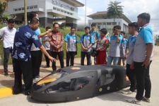 Mobil Hemat Energi Buatan Mahasiswa Untirta Siap Bersaing di Ajang Internasional - JPNN.com Banten
